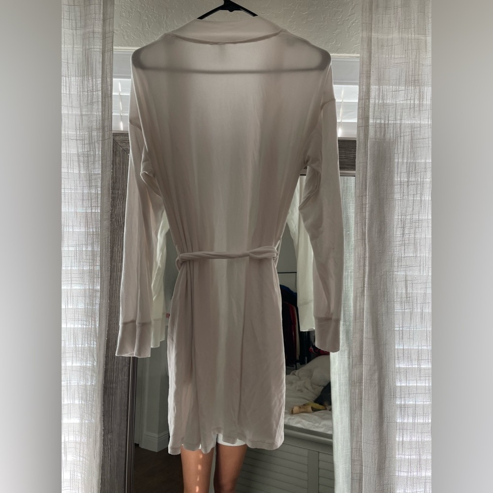 SKIMS Soft Lounge Robe - Picture 5 of 5
